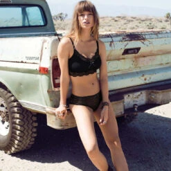 FREYA Brassière Sans Armatures Noire 17 FREYA Brassière Sans Armatures Noire -Panache Soldes Magasin brassiere sans armatures freya lounge fancies black 8 1140x1140