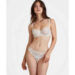 Aubade Culotte Mini-coeur Blanche -Panache Soldes Magasin culotte mini cur blanc 3364336 4 1140x1140