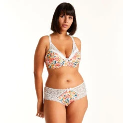 Soutien-gorge Sans Armatures Coque Souple Blanc/orange Elena 11 Soutien-gorge Sans Armatures Coque Souple Blanc/orange Elena -Panache Soldes Magasin soutien gorge sans armatures coque souple blancorange elena 3439328 6686294 94 1140x1140